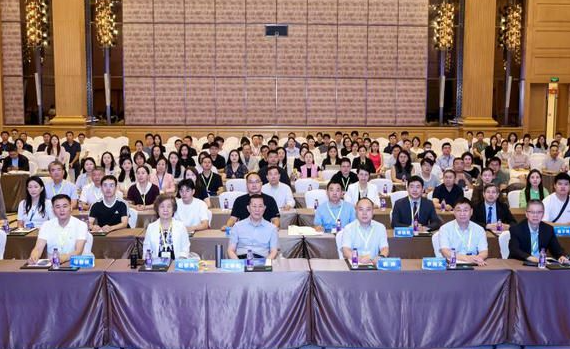 2026年中国中医药信息学会中西医结合皮肤病分会第八届学术年会中西医结合诊疗暨医学美容大会顺利举办